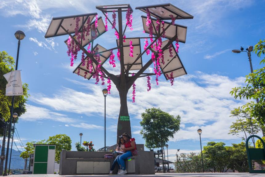 Conozca y sáquele provecho a los cuatro Arboles Solares que tiene Ibagué